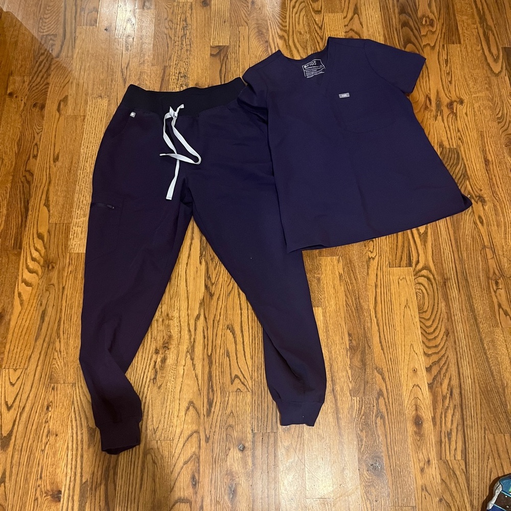 Figs PurpleTechnical Scrub Top and Pants